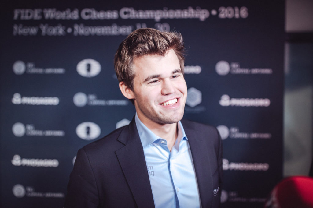 Campeonato Mundial de Ajedrez 2016, Magnus Carlsen vs Sergey Karjakin - Ronda 10