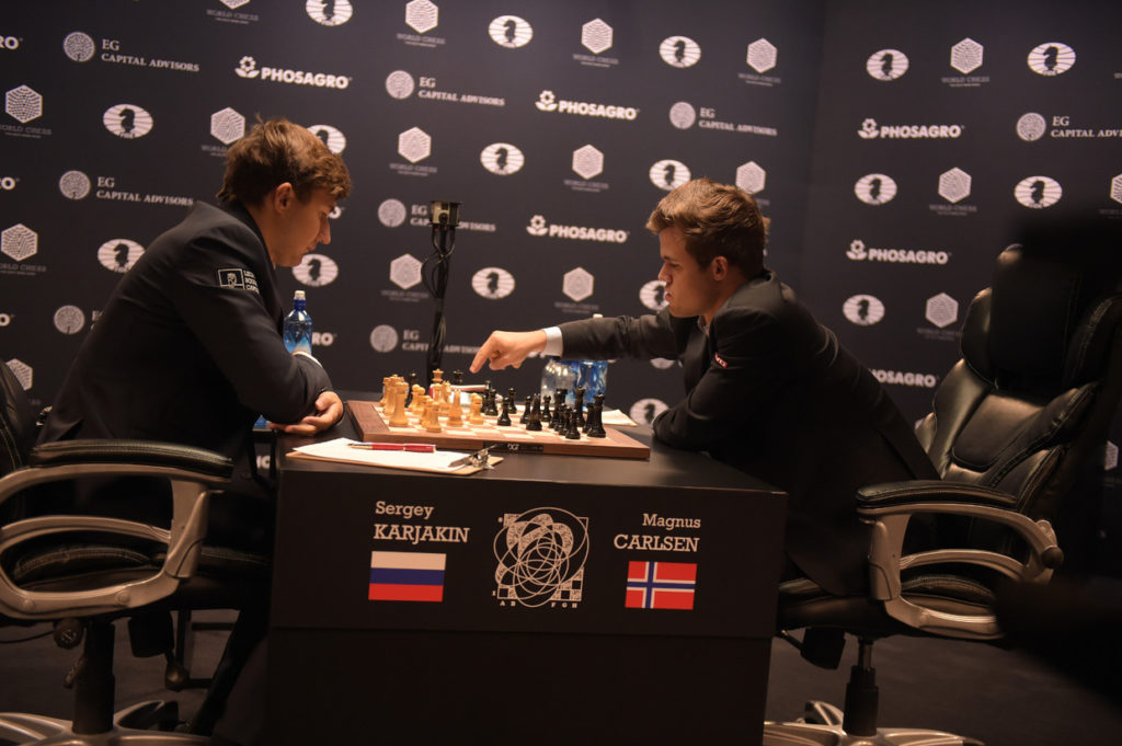 Campeonato Mundial de Ajedrez 2016, Magnus Carlsen vs Sergey Karjakin - Ronda 2